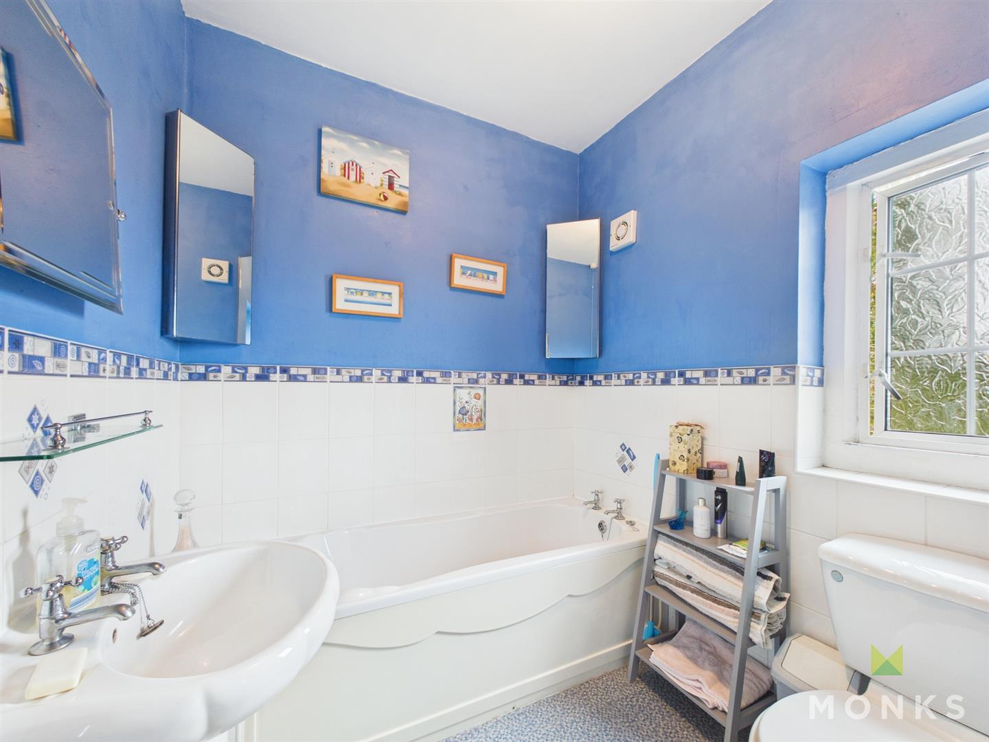 59 Harlescott Crescent, Shrewsbury, SY1 3AX For Sale